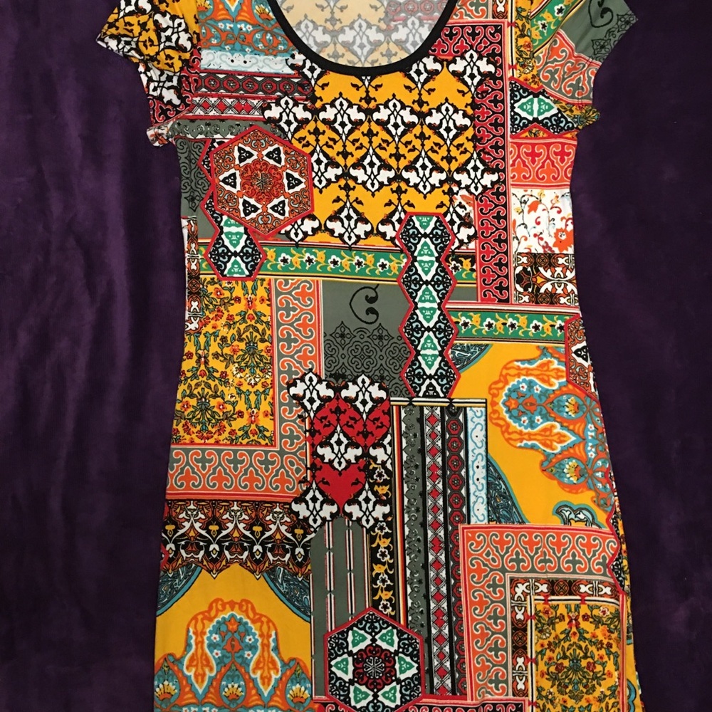 MultiColor Maxi Dress - Picture 2 of 4